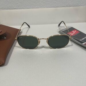 Ray-ban hexagonal flat lens sunglasses